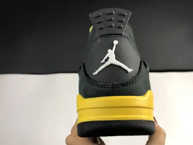 Chep Onekick Thunder Jordan Air 308497-008 4 Retro 0422